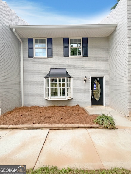 1098 Eastview Cir NE, Conyers, GA 30012