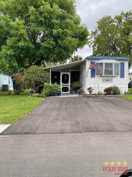 539 S Greenway Dr, Port Orange, FL 32127