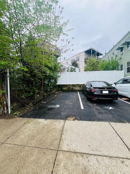 77 Wordsworth St, Boston, MA 02128