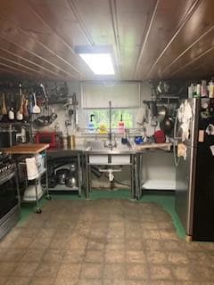5505 S 1st St, Saint Joseph, MO 64504