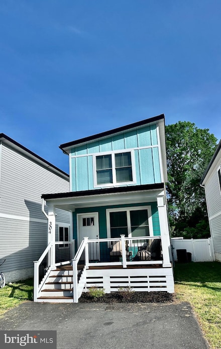 304 1st St, Colonial Beach, VA 22443