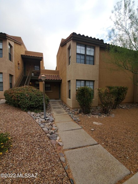 6651 N Campbell Ave Unit 145, Tucson, AZ 85718
