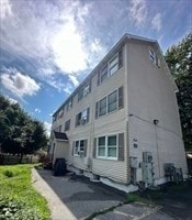 334 Howard St Unit 5, Lawrence, MA 01841