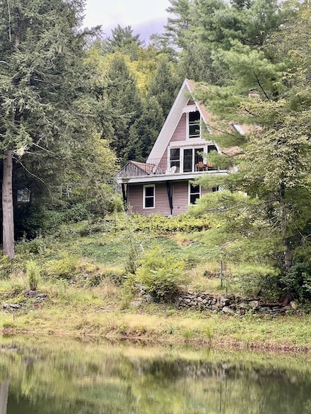 296 River Rd, Bernardston, MA 01337