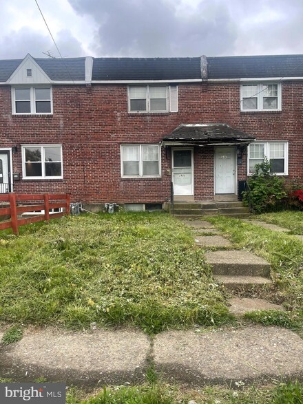 2923 W 7th St, Chester, PA 19013