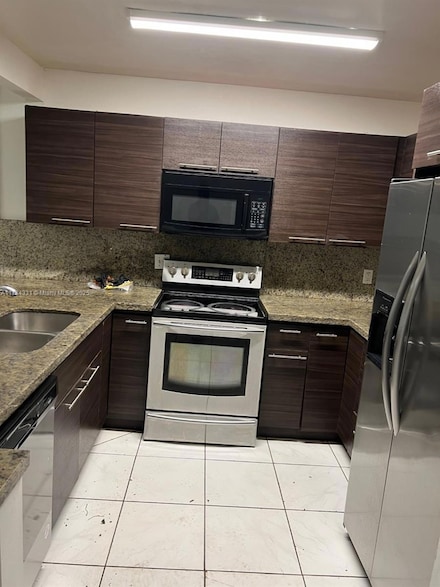5955 NW 25th Ct Unit 208, Sunrise, FL 33313
