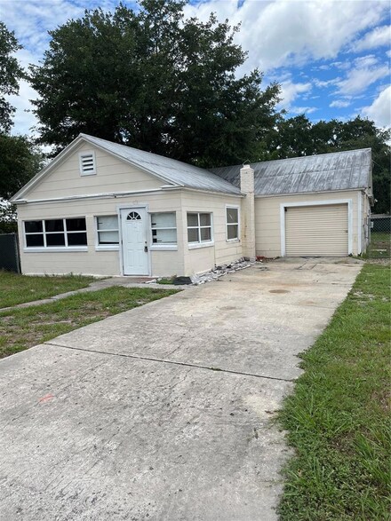 1121 Illinois Ave, Saint Cloud, FL 34769