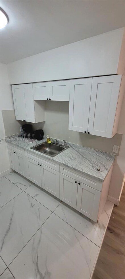 7345 Dickens Ave Unit 4, Miami Beach, FL 33141