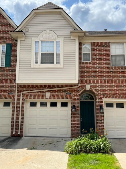 39656 Rockcrest Ln Unit 46, Northville, MI 48168
