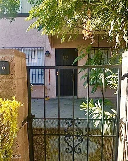 4338 Caliente St Unit 12, Las Vegas, NV 89119