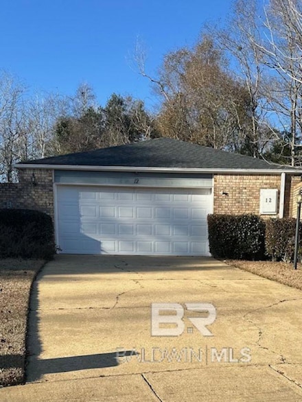 12 Stonebridge Ct, Mobile, AL 36608