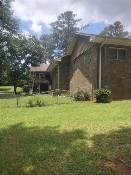 1195 Christian Cir SE, Conyers, GA 30013