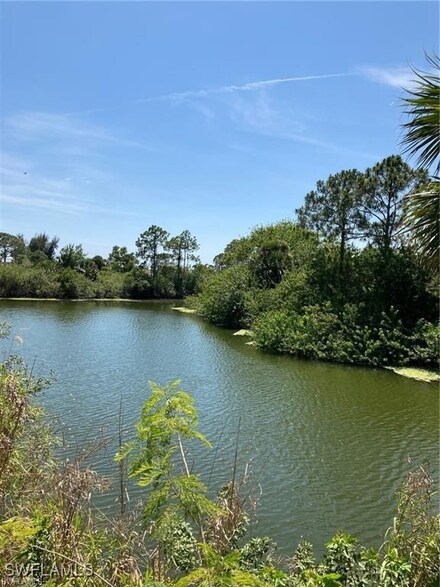 4422 NE 21st Ave, Cape Coral, FL 33909