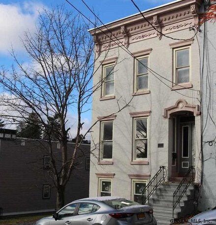 119 Philip St, Albany, NY 12202