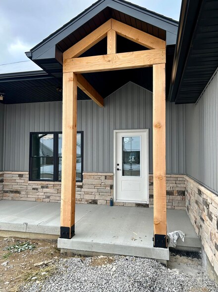 15465 Revolutionary Dr, Ashland, MO 65010