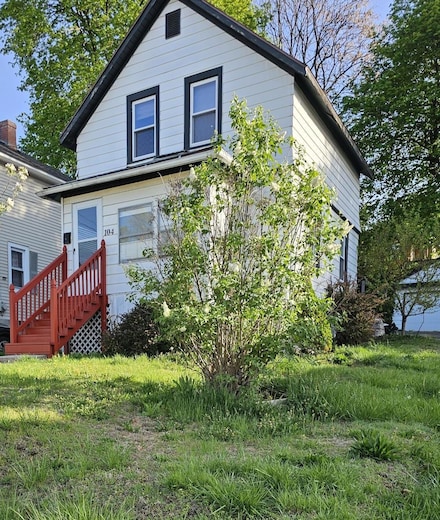 104 Dupont Ave, Newburgh, NY 12550