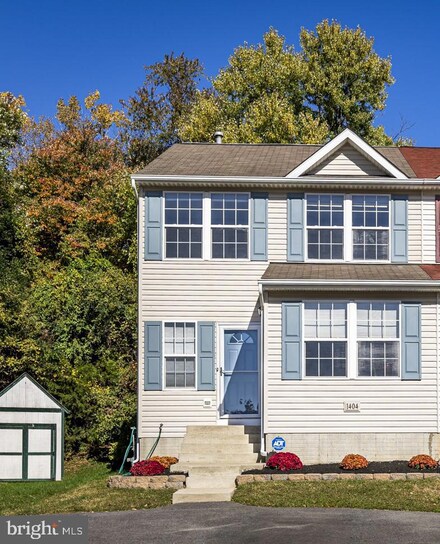 1404 Claridge Ave, Halethorpe, MD 21227