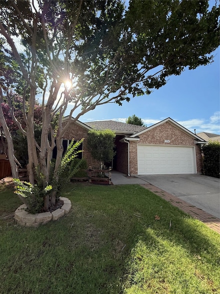 206 Charleston Dr, Wylie, TX 75098