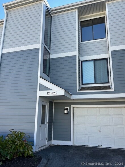 123 Olcott Way Unit 123, Ridgefield, CT 06877