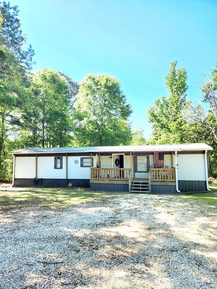 3745 Mississippi 43 N, Picayune, MS 39466