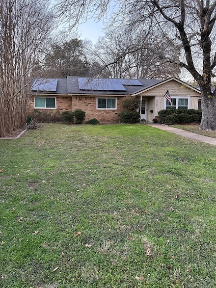 5101 Loch Lomond Dr, Waco, TX 76710