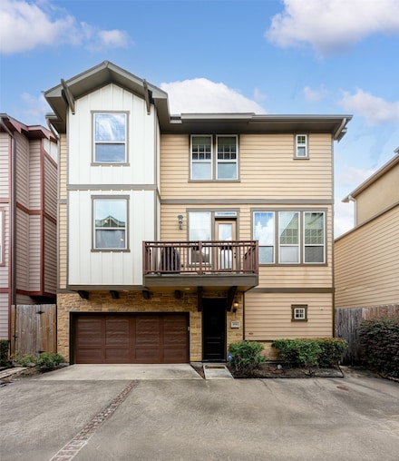 938 W 24th St, Houston, TX 77008