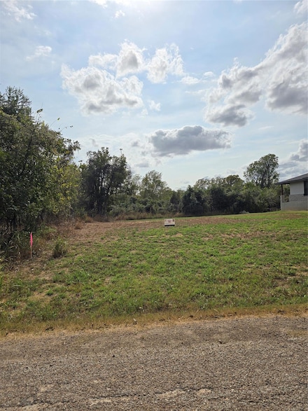 149 Kahana Ln, Bastrop, TX 78602