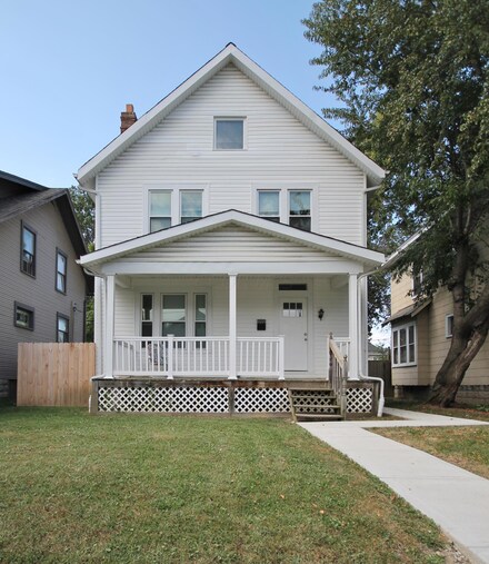 2443 N 4th St, Columbus, OH 43202