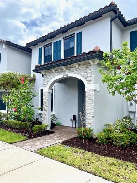 11212 SW 249th St Unit 11212, Princeton, FL 33032