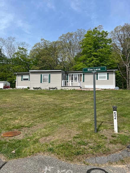 52 Elm Ln, Wales, MA 01081