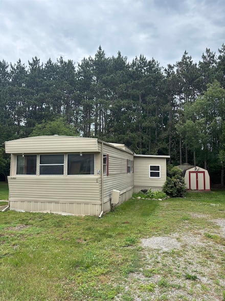5383 Pine St, Buel Township, MI 48422