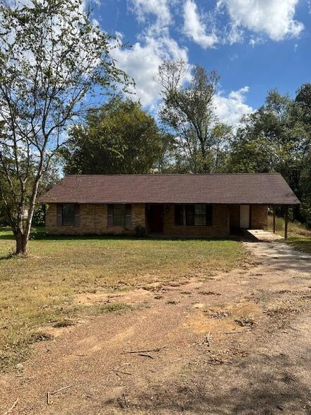 139 Jones Ln, Garrison, TX 75946
