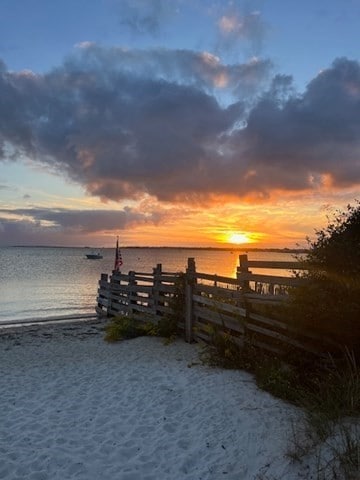 130 Wimbledon Dr, West Yarmouth, MA 02673