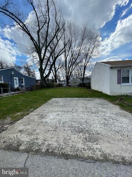 405 Nashville Ct, Wallingford, PA 19086