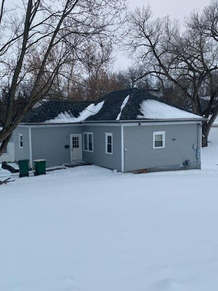 1109 Davis Ave, Corning, IA 50841