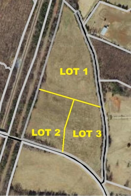 766 Turkey Trot Rd Unit 1, Green Bay, VA 23942