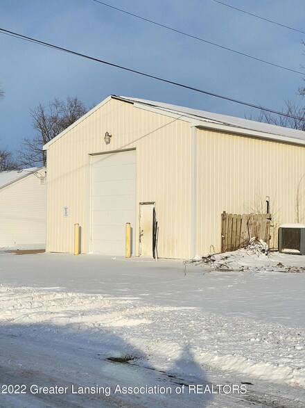 342 Clare St, Lansing, MI 48917