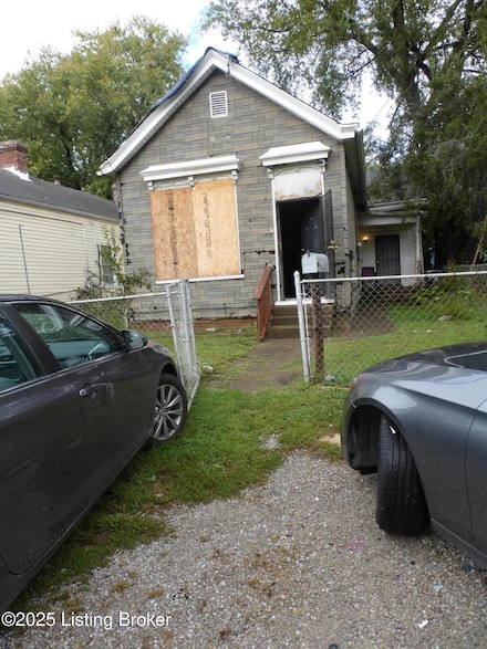 3007 Duncan St, Louisville, KY 40212