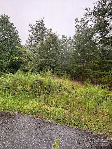 6472 Ridgeview Cir, Granite Falls, NC 28630