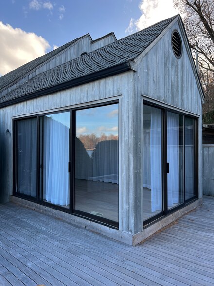 230 Mamanasco Rd, Ridgefield, CT 06877