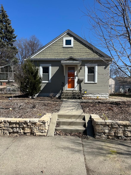 5537 41st Ave S, Minneapolis, MN 55417