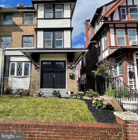 6221 Carpenter St, Philadelphia, PA 19143