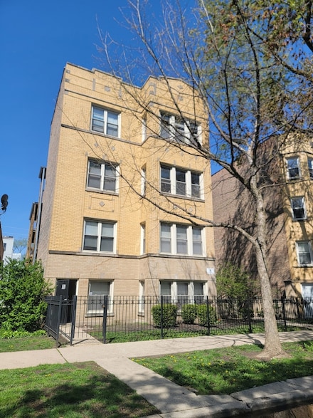 4104 N Mozart St Unit GE, Chicago, IL 60618