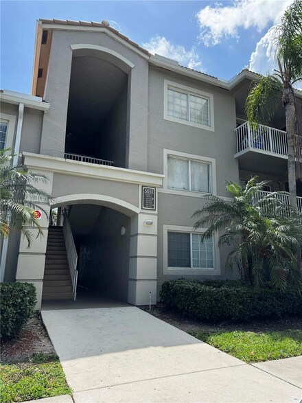 5031 Wiles Rd Unit 202, Coconut Creek, FL 33073