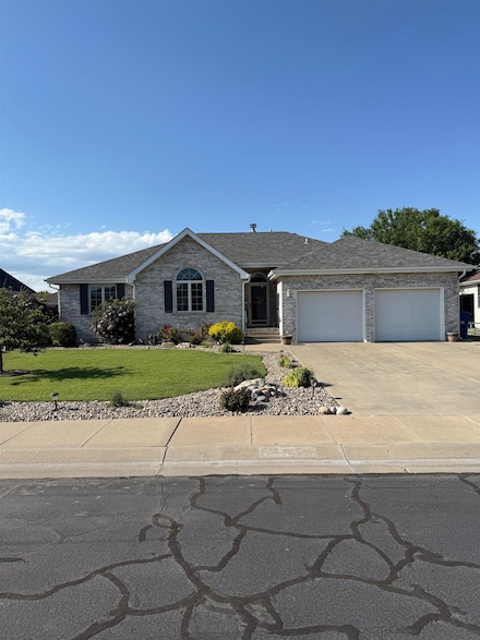 1305 W 42nd St, Hays, KS 67601