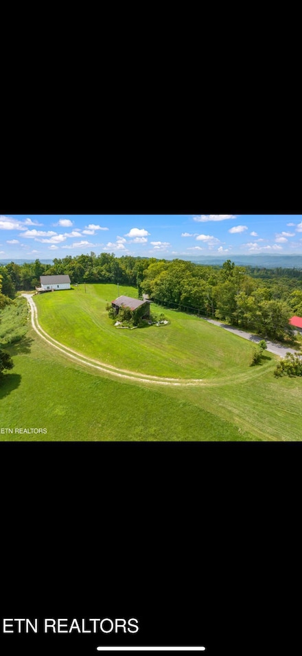 264 Victory Rd, Lafollette, TN 37766