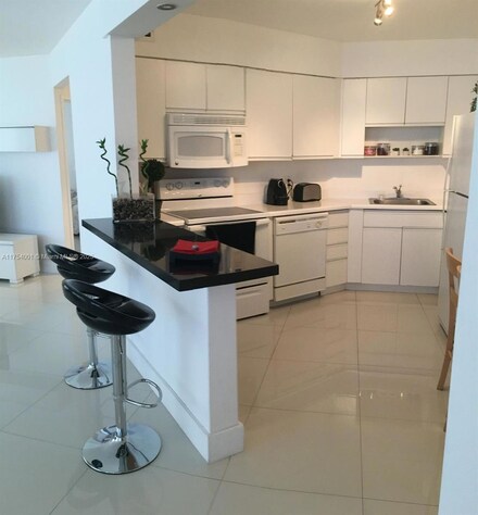 5161 Collins Ave Unit 604, Miami Beach, FL 33140