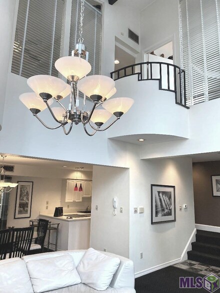 5936 Magazine St Unit 4, New Orleans, LA 70115