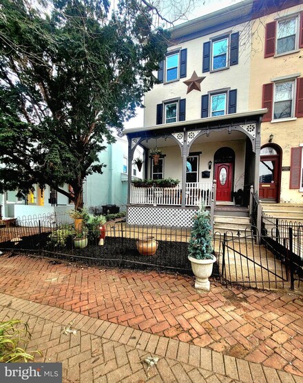 1206 N West St, Wilmington, DE 19801