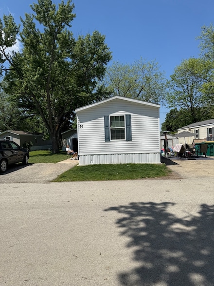 66 Oak St, Minooka, IL 60447